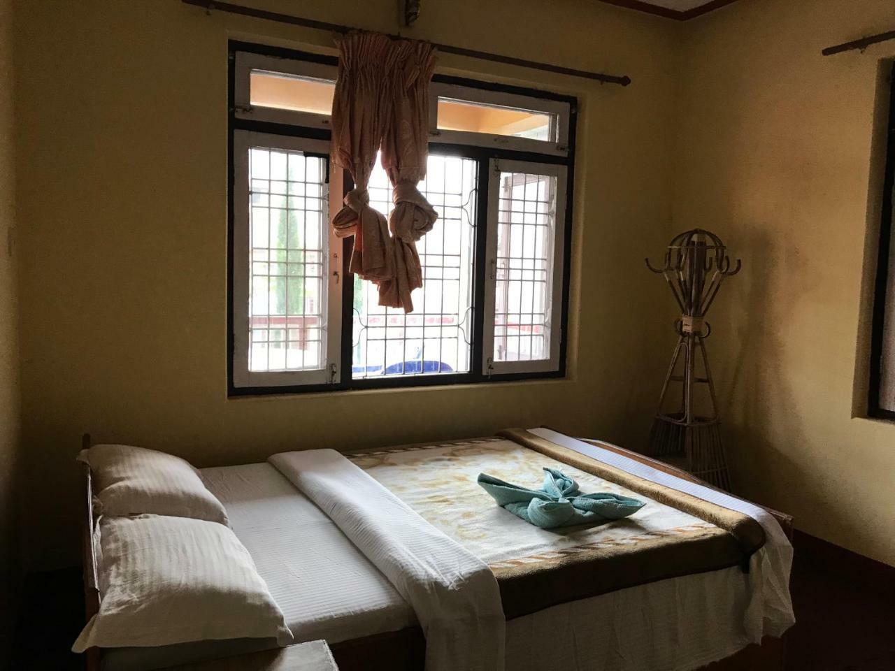 Geo Guest House Покхара Экстерьер фото