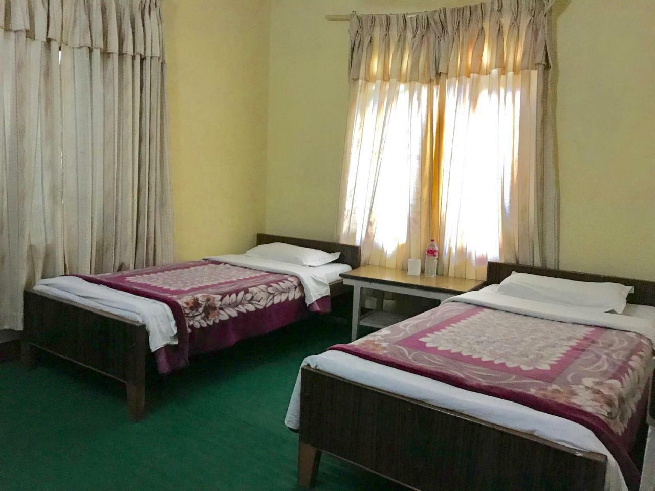 Geo Guest House Покхара Экстерьер фото