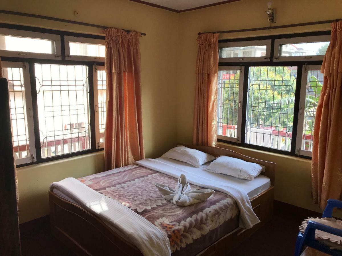 Geo Guest House Покхара Экстерьер фото